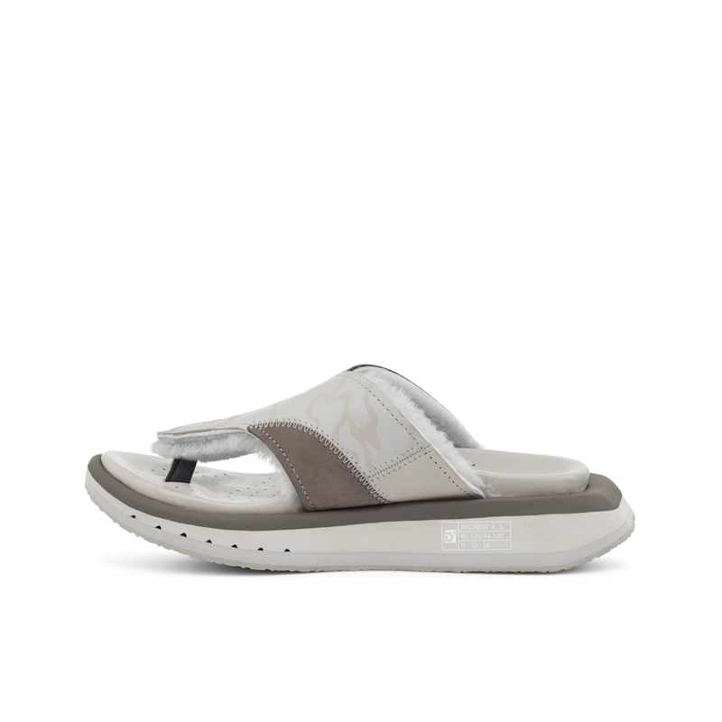 Women's KO-Z GLDTR 3 Sandal - Grey- Regular (B) - Image 2