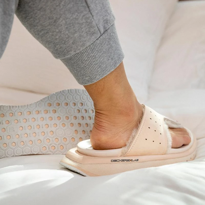 Women's KO-Z GLDTR 3 Sandal - Pastel Pink- Regular (B) - Image 9